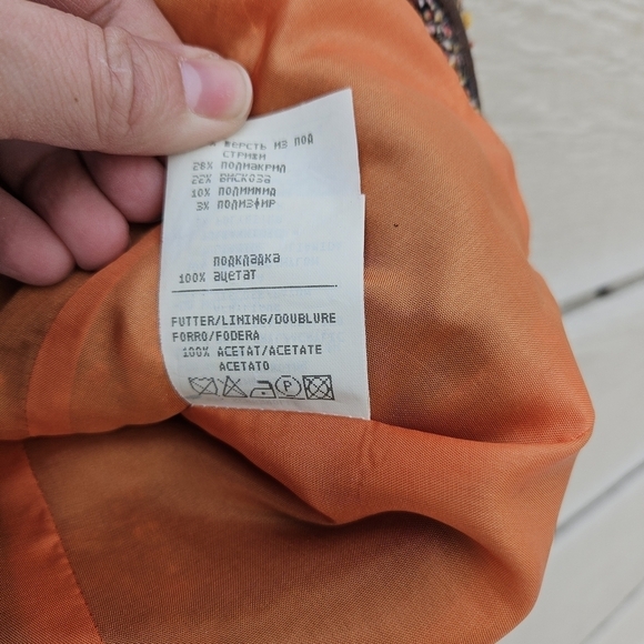 Escada brown tweed blazer SEE MEASUREMENTS - Picture 9 of 9